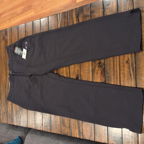 Oakley Golf take pant 2.5 - Picture 2 of 8